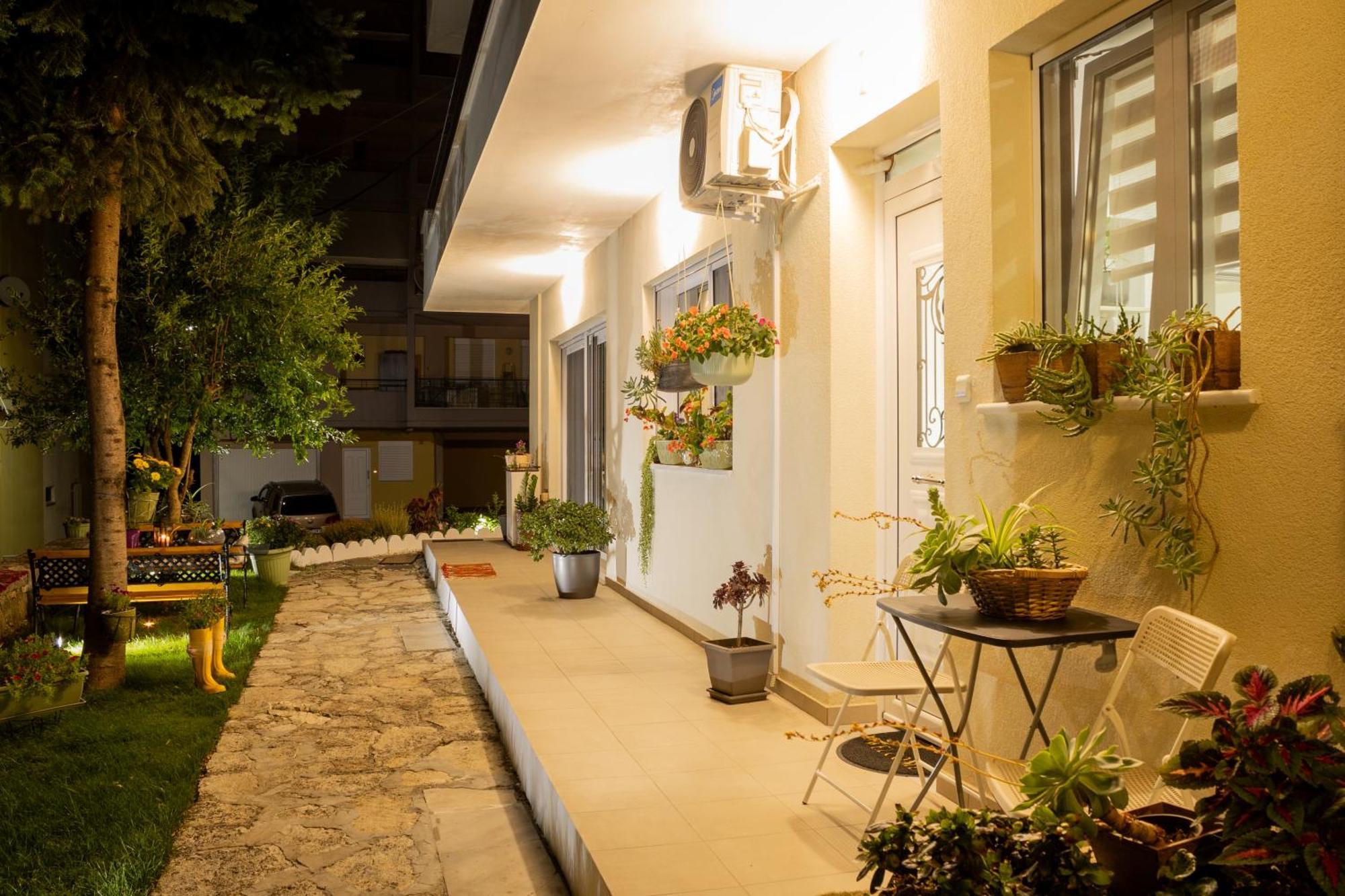 Garden Appartment Ioannina Exterior photo